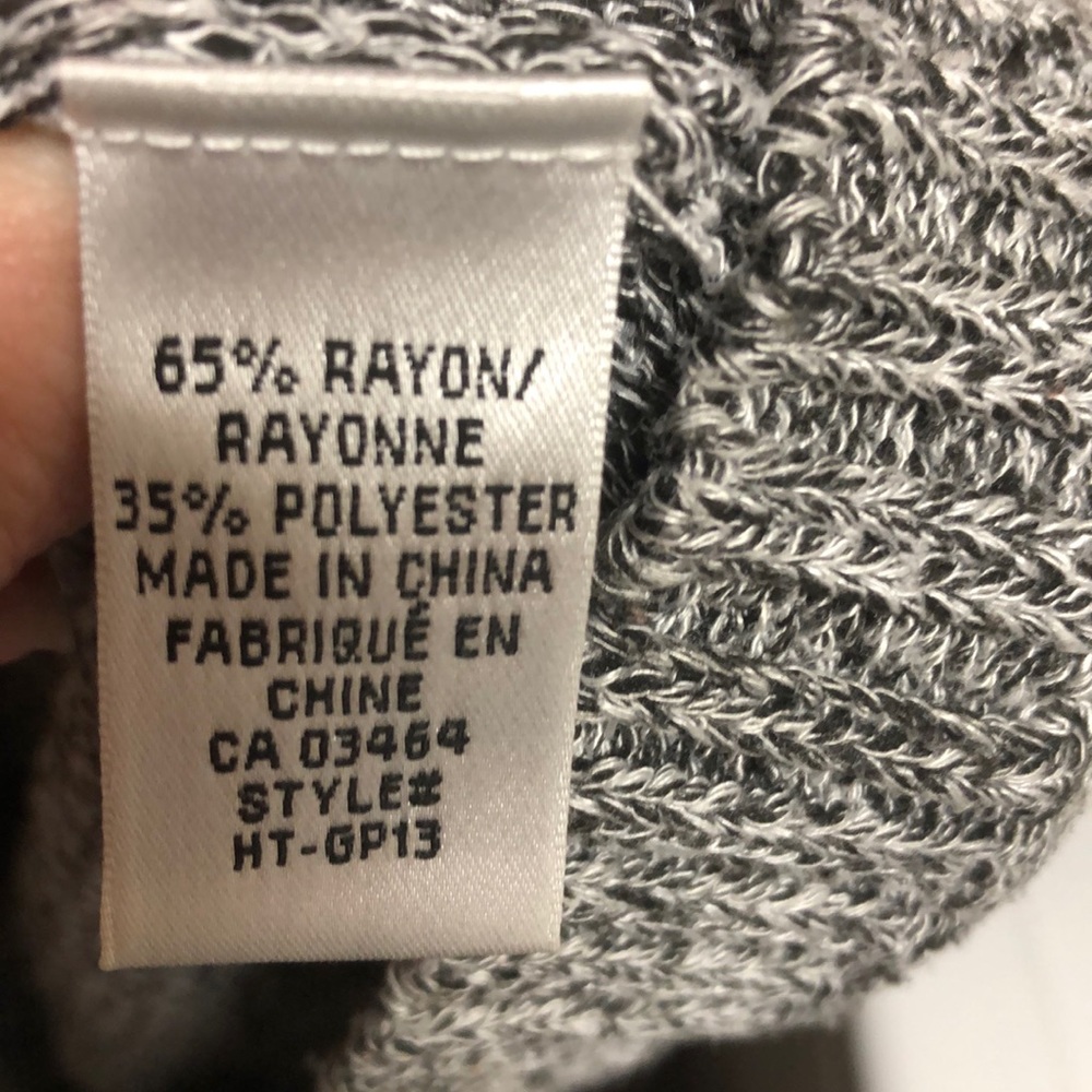 Sweater - Picture 8 of 9